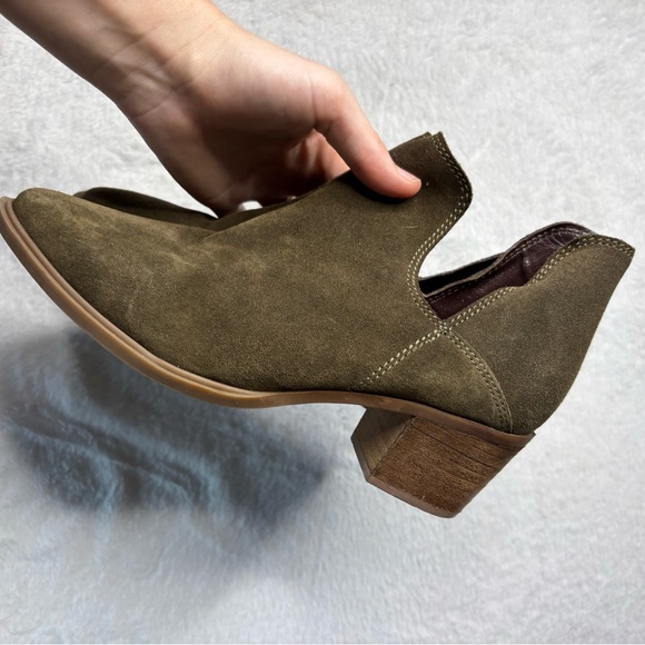 Steve Madden Olive Suede Ankle Booties - Picture 3 of 4